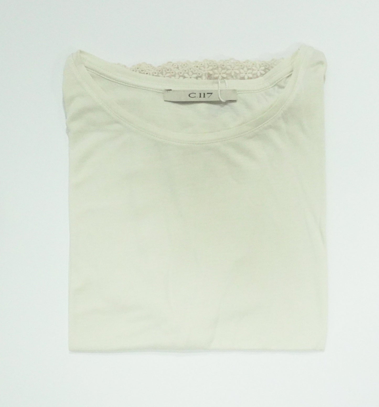 T - SHIRT